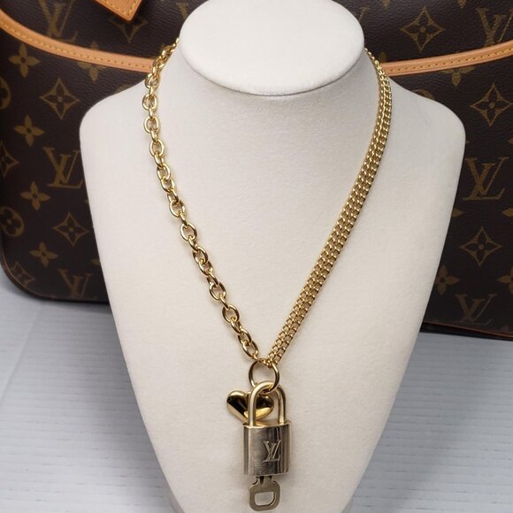 Authentic Louis Vuitton Gold Padlock Pendant w/ unbranded Stainless Steel Chain - Picture 1 of 13
